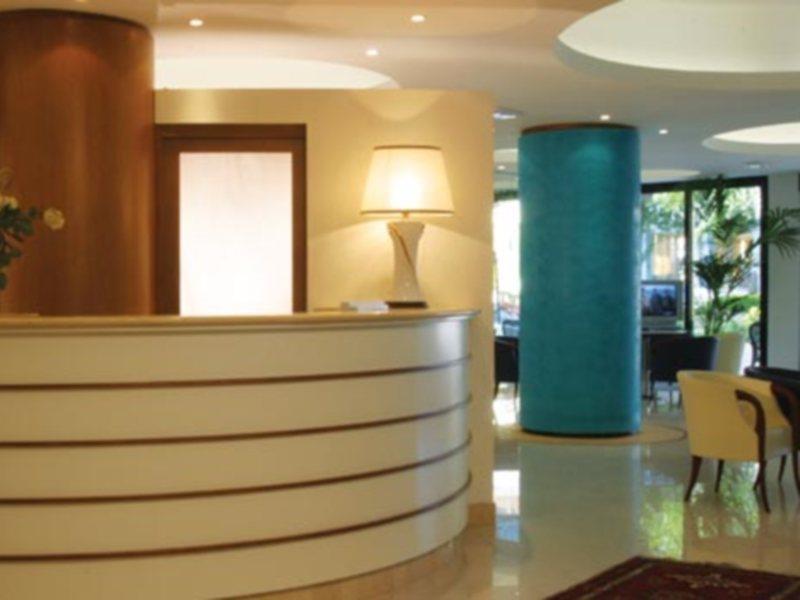Hotel King à Cattolica Extérieur photo